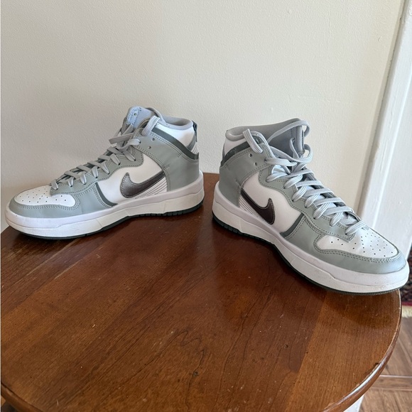 Nike Dunk High Up White/Light Smoke Grey/ Smoke Grey/Silver Women’s Size 8.5 - Picture 6 of 8